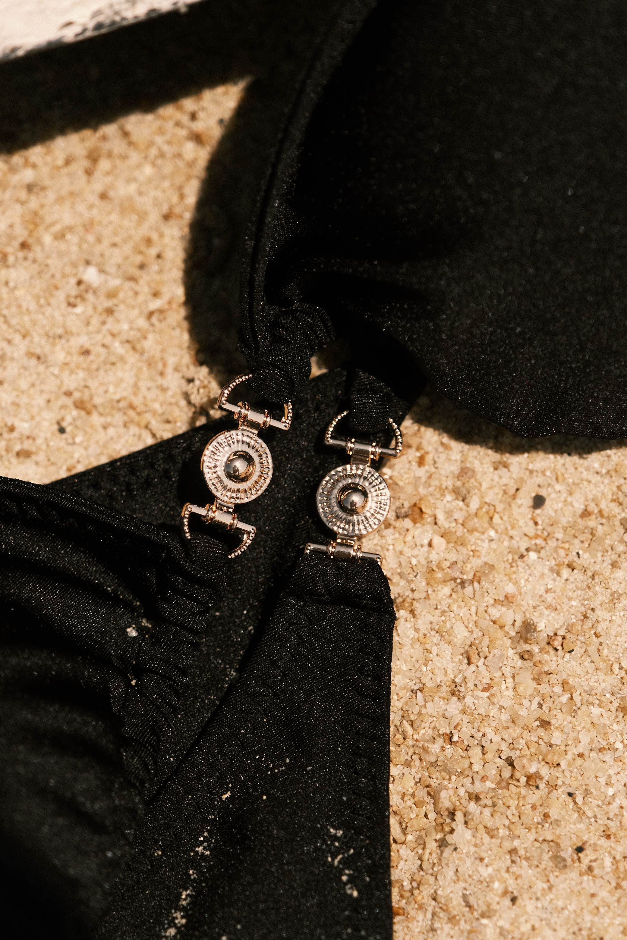 THE GISELLE SET IN RAVEN